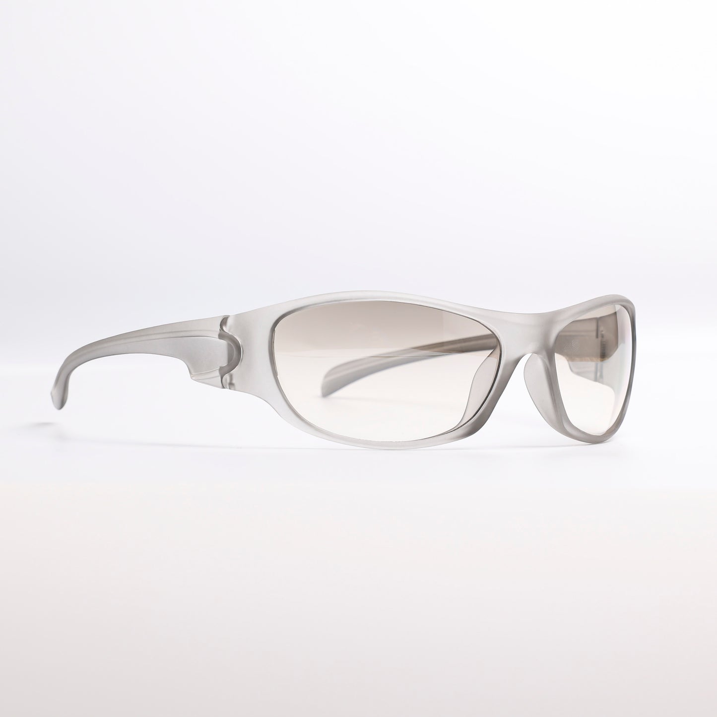Maria - 04 Grey