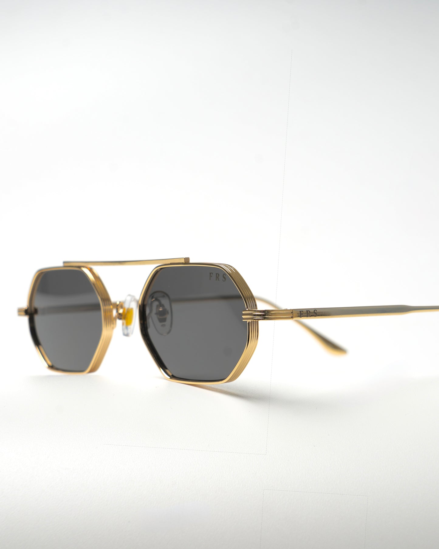 LEON - GOLD BLACK