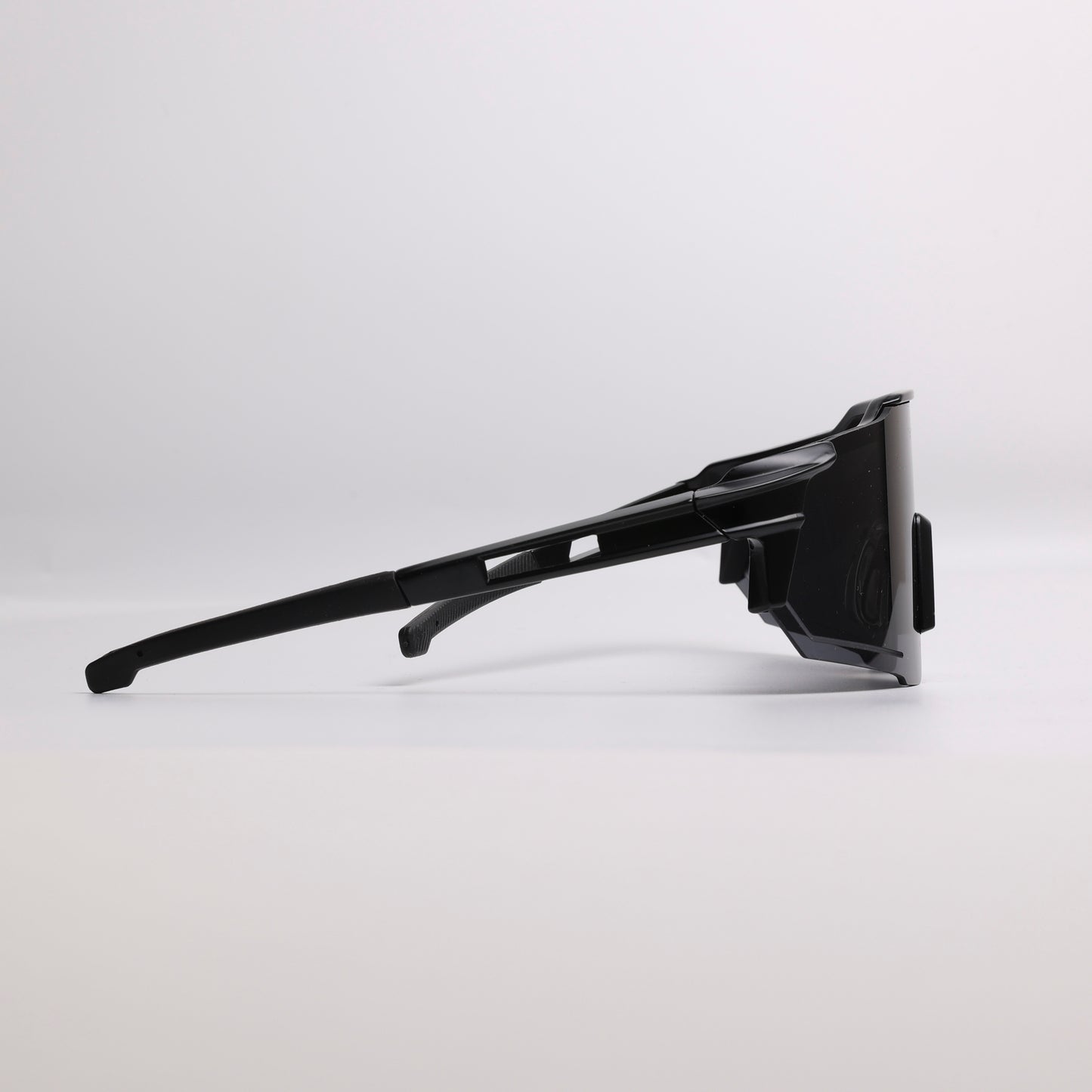 Davis - 01 Black