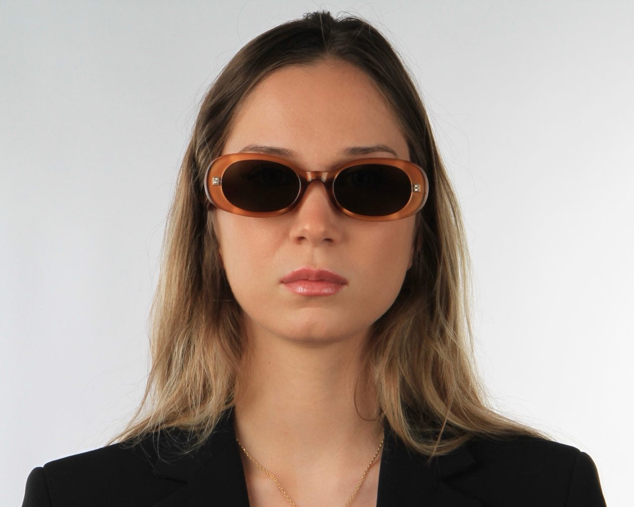 Amanda - Brown